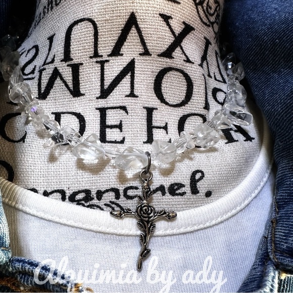 white Quartz silver short necklace - Picture 3 of 7